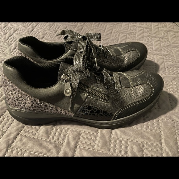 Rieker Fashionable Sneakers - Picture 3 of 5